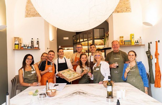 All in One Roman Cooking: Pizza, Ravioli & Italian Dessert