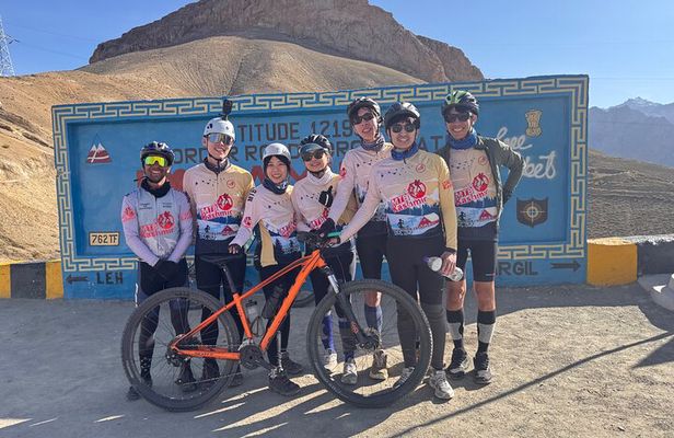 Srinagar to Leh Khardungla 