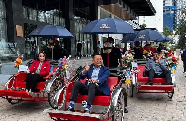 Penang City Tour with Trishaw Ride & Upside Down Museum(5 Hour)