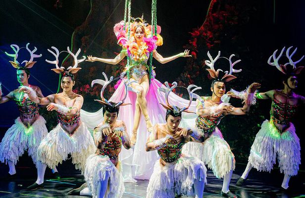 Dazzling Simon Cabaret Experience in Phuket with Hotel Pickup