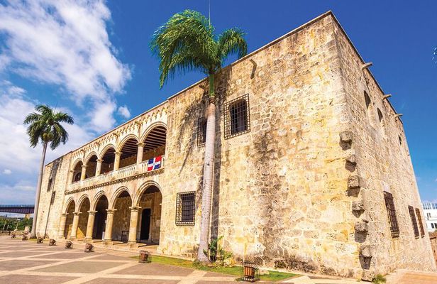 Full Day Santo Domingo City Guided Tour with Lunch
