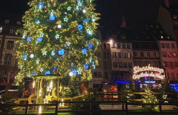Strasbourg: Premium Christmas Tour | Licensed Guide
