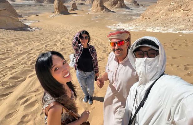 2-Day Adventure to the White Desert from Cairo