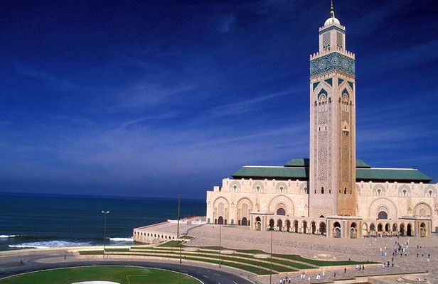 Casablanca Day Trip from Marrakech with Hassan II Mosque Visit