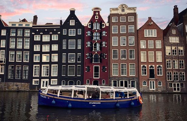 Amsterdam: Evening Candle Light Cruise With Wine & Cheese