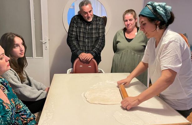 Traditional Baklava Cooking Class in Istanbul