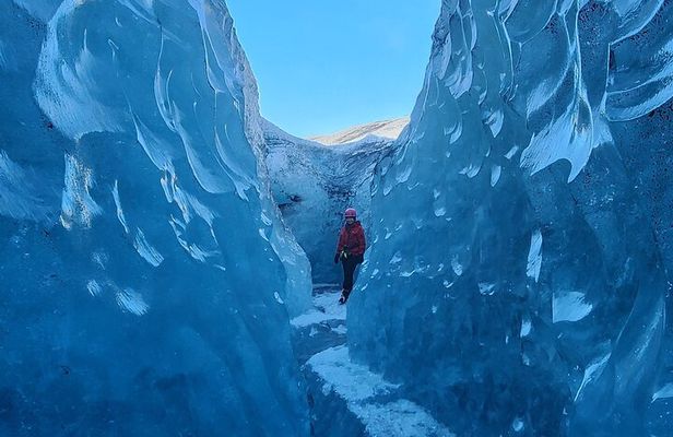 5 Hours Blue Ice + Glacier Hike Experience in Vatnajokull 