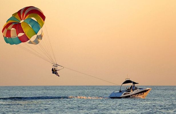 Parasailing & Semi Submarine Trip