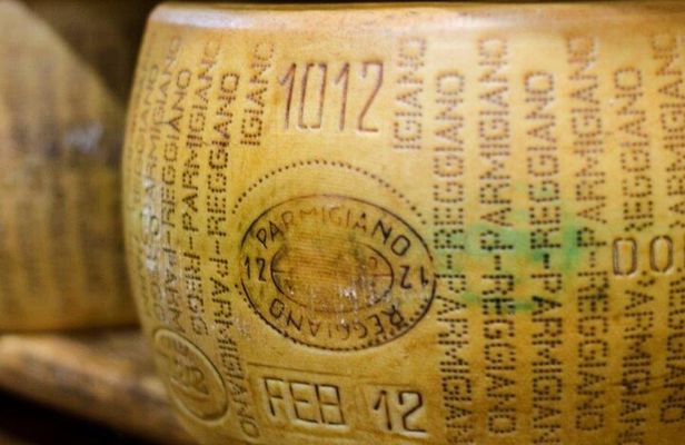 Parmesan Cheese Tour and Tasting in Modena