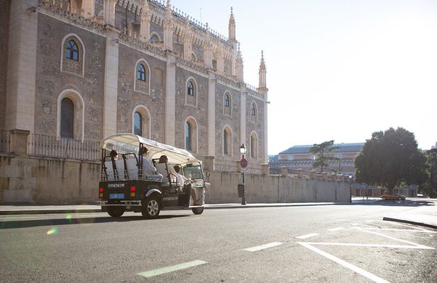 Express Tour of Madrid in Private Eco Tuk Tuk