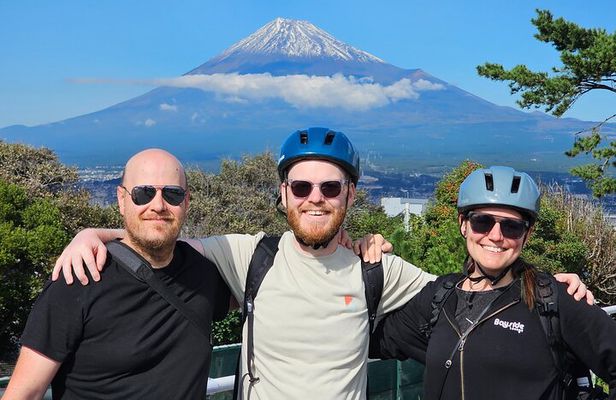 Winter Special: Clear View Mt. Fuji E-Bike Tour