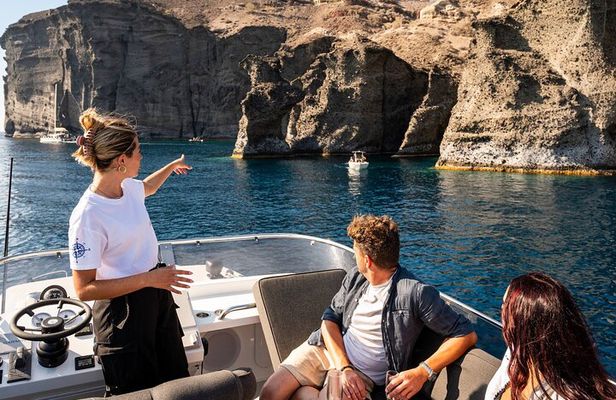 Private Motor Yacht Cruise with BBQ, Open Bar & Transfers