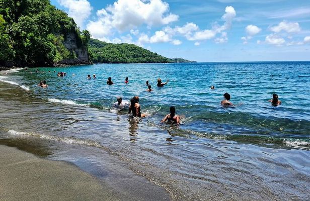 Explore Secret Beaches in Grenada