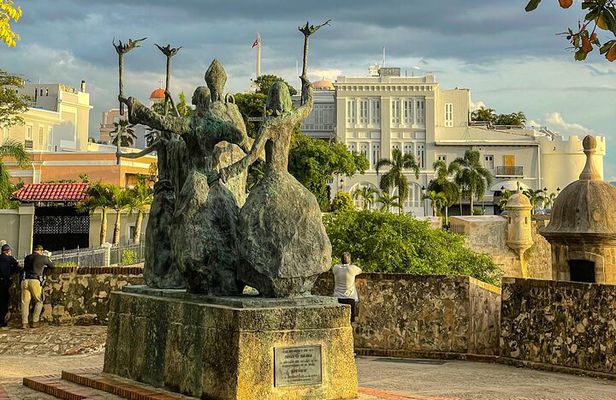 Old San Juan Sunset Photo Walk & History Tour