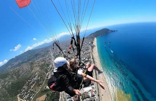 Alanya Tandem Paragliding by Local Expert Pilots