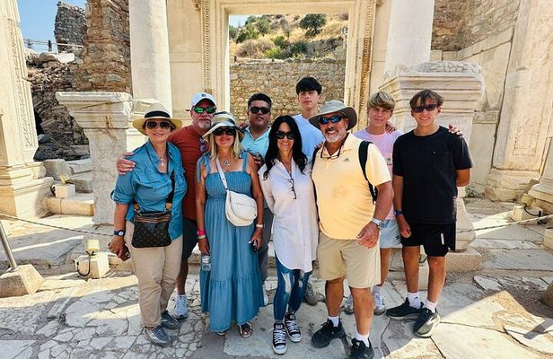 Panoramic Ephesus & Artemis Tour with Lunch - Opt Turkish Bath