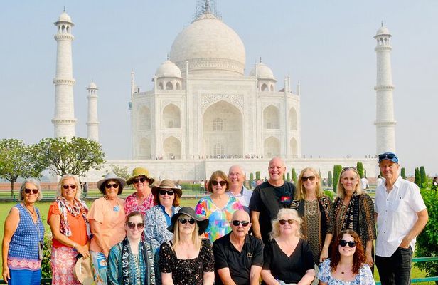 Taj Mahal and Agra Same Day returning Tour from Delhi by Car