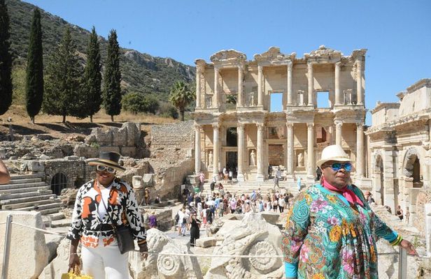 Panoramic Ephesus & Turkish Bath Tour + Lunch