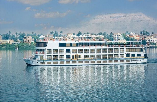 3 Day Nile Cruise Luxor to Aswan with Temple Tours