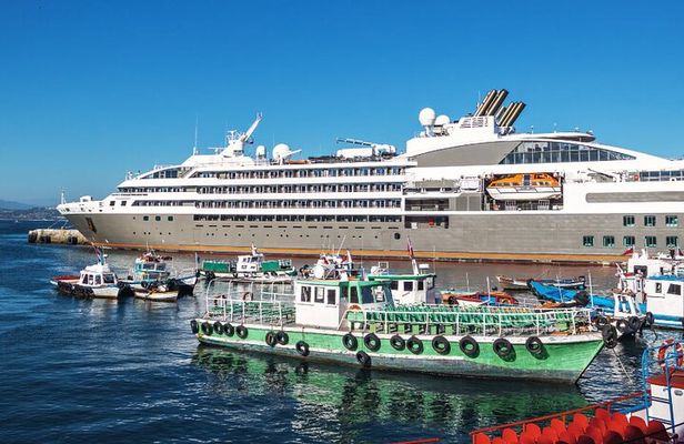 Valparaíso Cruise Port Transfer with Viña del Mar & Vineyard