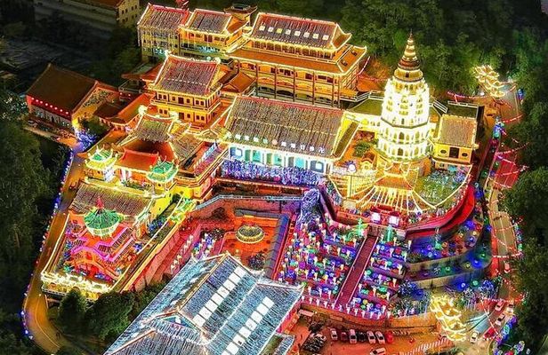 Penang Private Tour with Hill, Temple and Heritage Experience