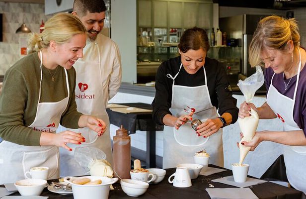 Become a Masterchef in Rome: Pasta, Ravioli and Tiramisù Class 