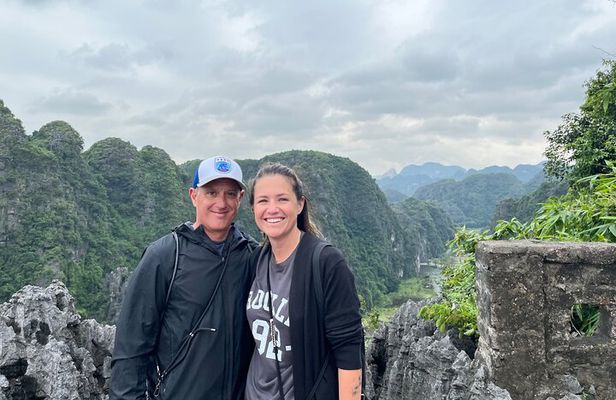 Ninh Binh Private Tour Mua Cave, Hoa Lu, Trang An