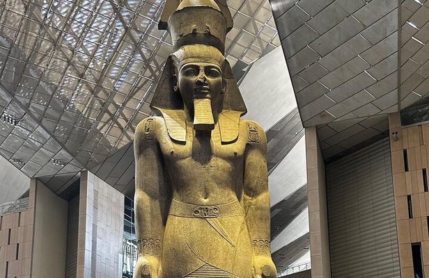 Grand Egyptian Museum & Giza Pyramids Tour and Lunch