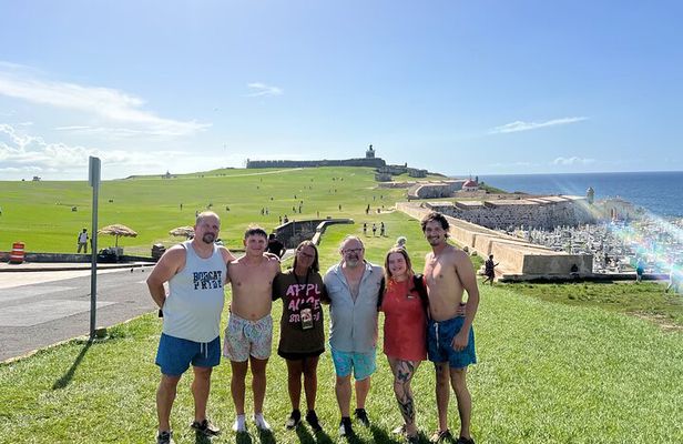 San Juan Tour Express Castle Beach and Food