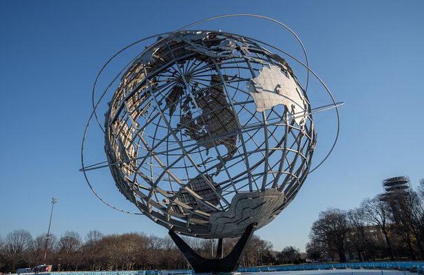 Tour New York Contrasts: Bronx, Queens and Brooklyn