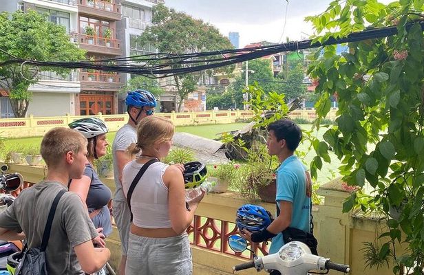 Half Day Hanoi City Tour by Bicycle