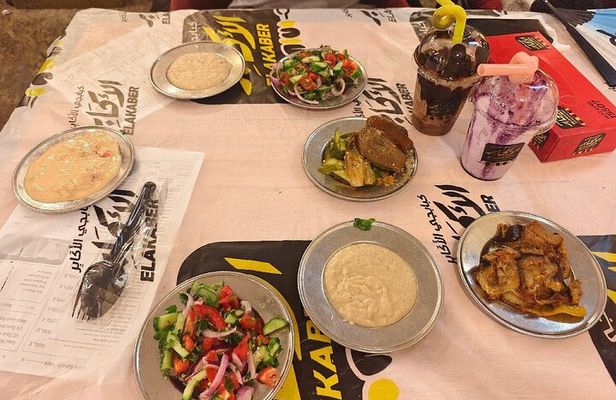 A Lamborghini by the Nile, typical dinner and khan the khalili bazaar