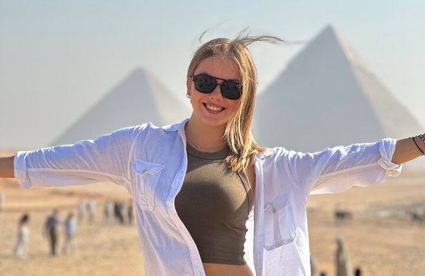 Private Giza Pyramids ,Camel, Sphinx & Grand Egyptian Museum Tour