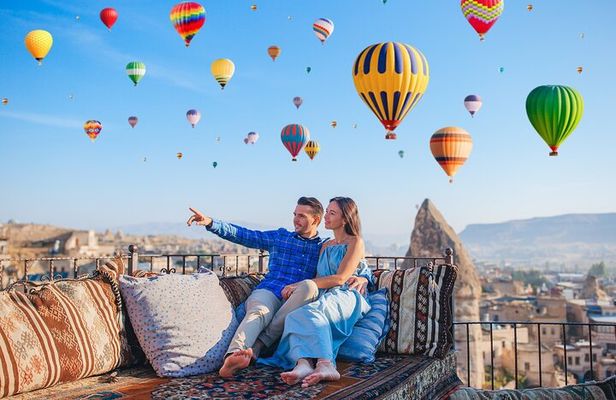 Istanbul to Cappadocia 2-Day Tour Incl. Cave Hotel in Göreme