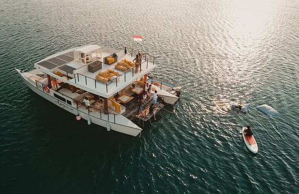 4 in 1 Nusa Lembongan Snorkel and Sunset Half Day Dinner Cruise