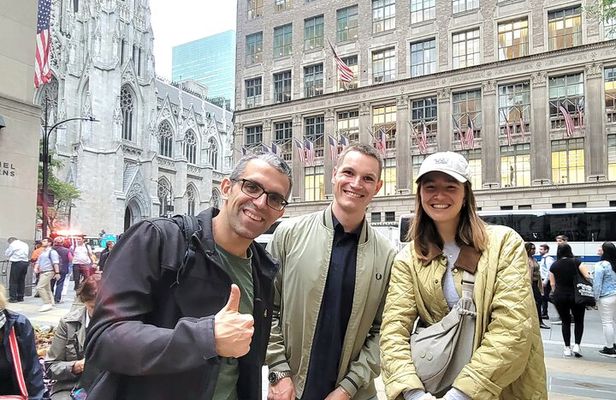 Grand Central, Rockefeller & Midtown Explorer Walking Tour