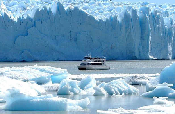El Calafate Glacier Perito Moreno and optional boat navigation