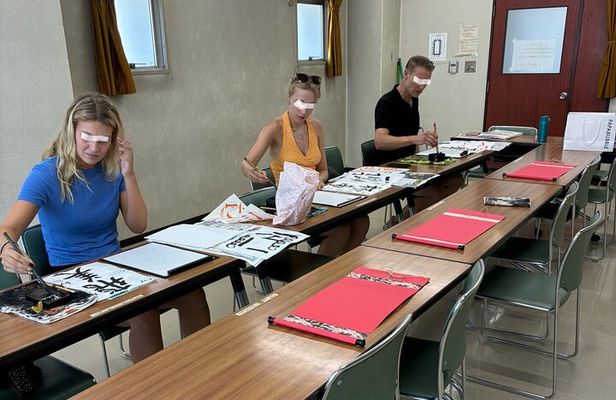 Japanese culture and calligraphy in Tokyo!