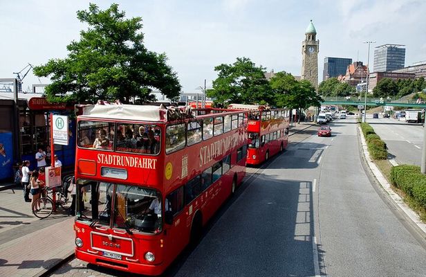Hamburg: City Pass with 40+ Attractions & public transport