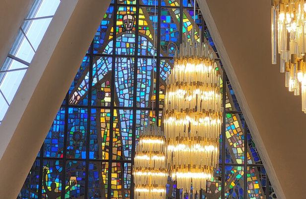 Tromso Walking Tour with Treasure Hunt and Arctic Cathedral Visit