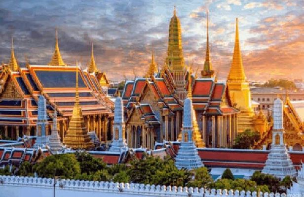 Full Day Guided Tour of Bangkok's Ancient Palaces and Temples