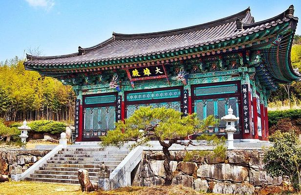 Busan Outskirts Tour with Ice Valley Cable Car & UNESCO Site