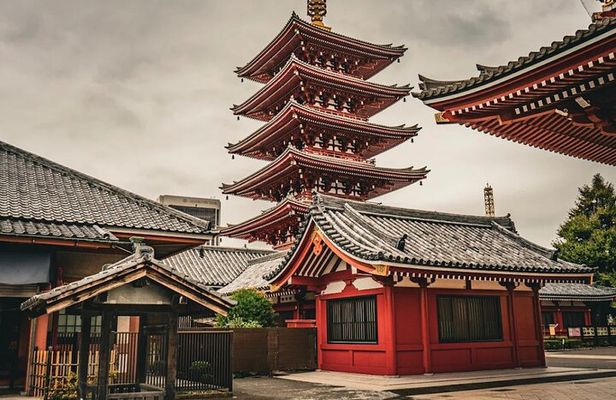 Tokyo Imperial Palace, Asakusa Temple and Tokyo Tower Guided Tour