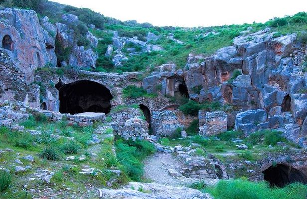 House of Mary & Basilica St John & Seven Sleepers Op Turkish Bath
