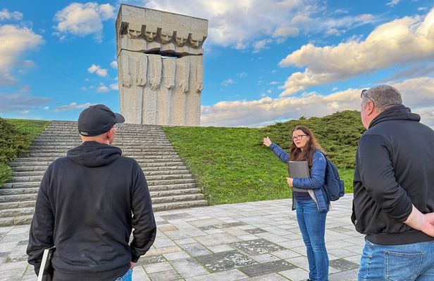 Krakow: Plaszow Concentration Camp Guided Walking Tour