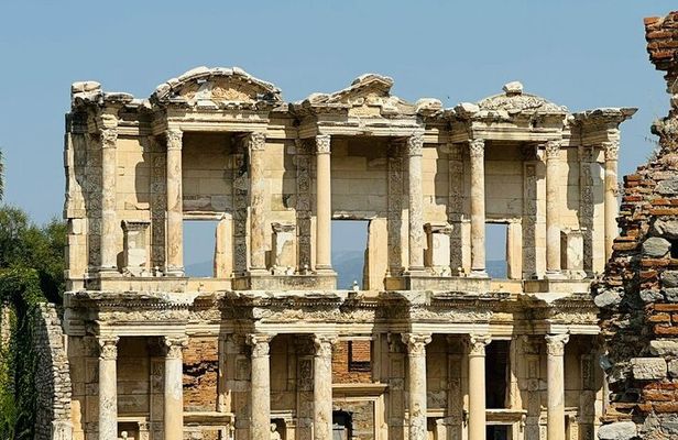 Ephesus City & Artemis Temple & Claros + Lunch - Opt Turkish Bath