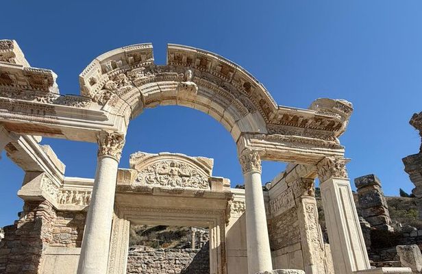 Ephesus & Claros & Basilica St John + Lunch - Opt Turkish Bath