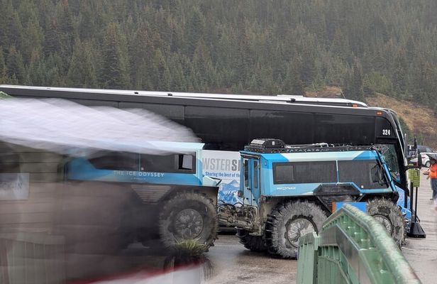 Build Your Dream Canadian Rockies Tour: Beyond Banff Transit