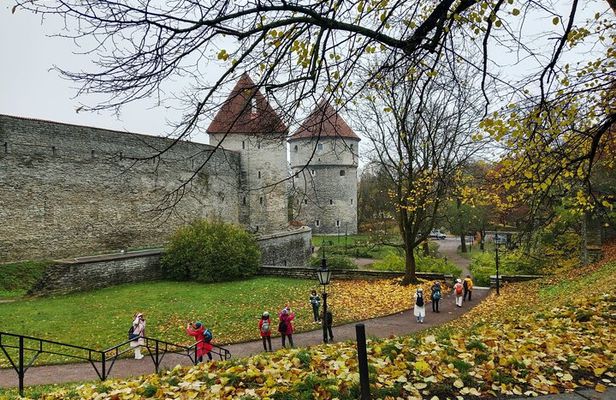 Tallinn Old Town History and Legends Walking Tour