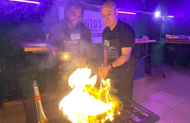 Lima: Lomo Saltado & Pisco Sour Cooking Class with Local Chef